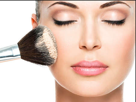 Как правильно наносить макияж при жирной коже
