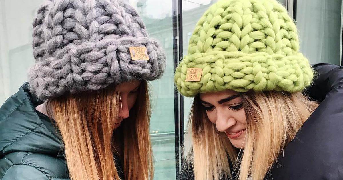 Какие зимние шапки сейчас в моде и с чем из правильно сочетать