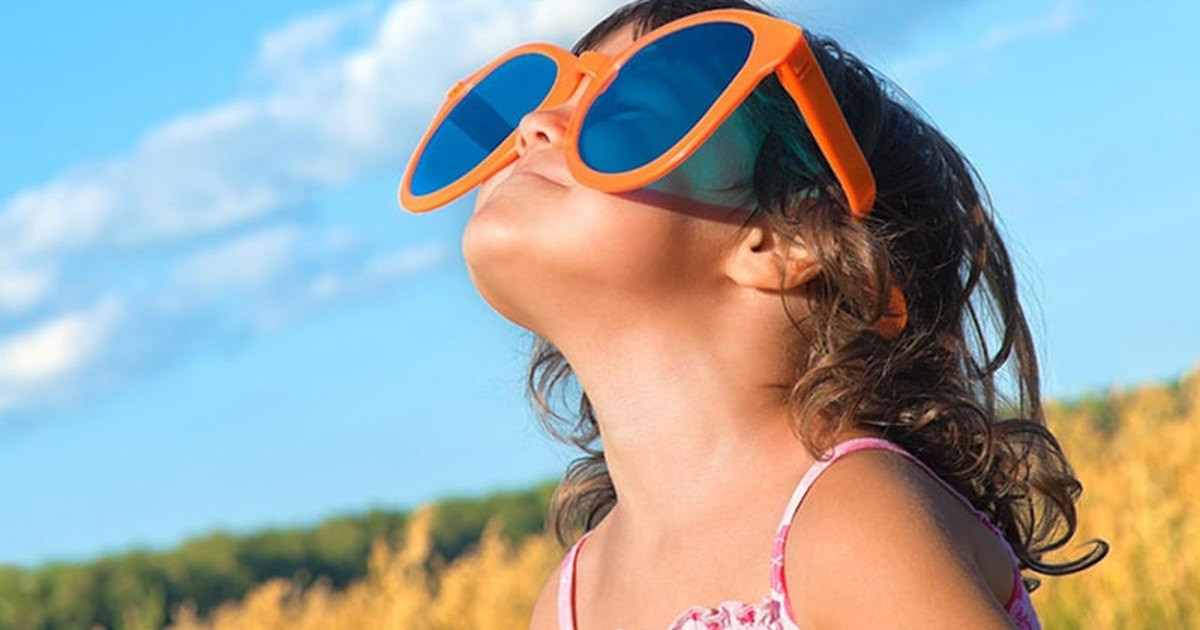 Нужны ли ребёнку солнцезащитные очки, и Как их выбрать правильно